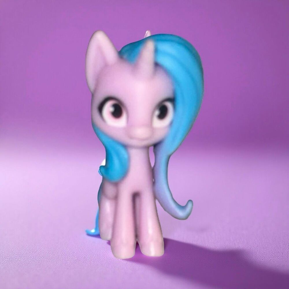 My Little Pony G5 Izzy Moonbow Mini Figure Friendship Shine New Gen 1.5” A47